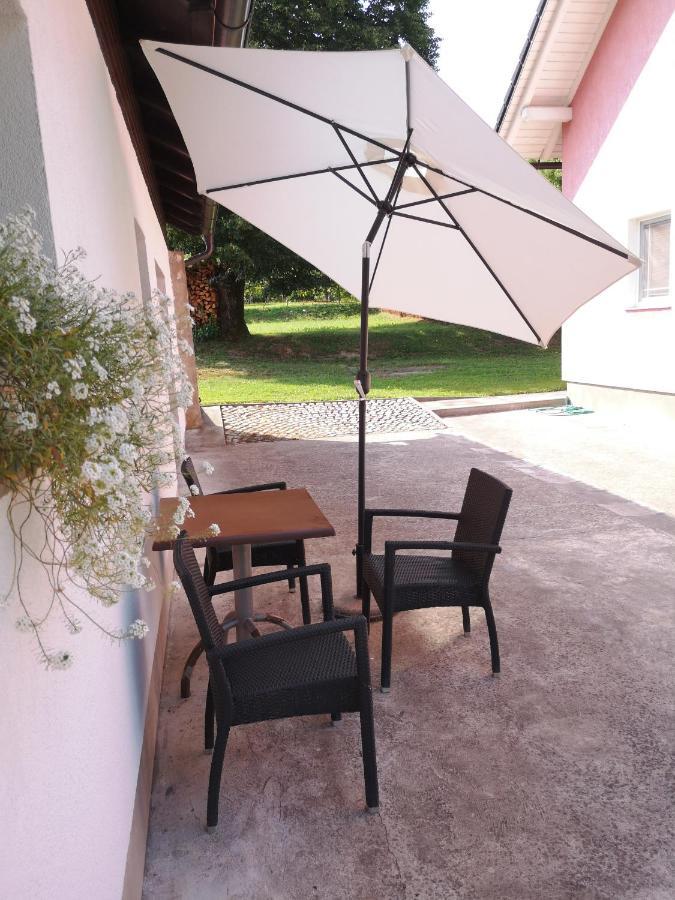 Apartment Igor - Holiday Home Ostarije Eksteriør bilde